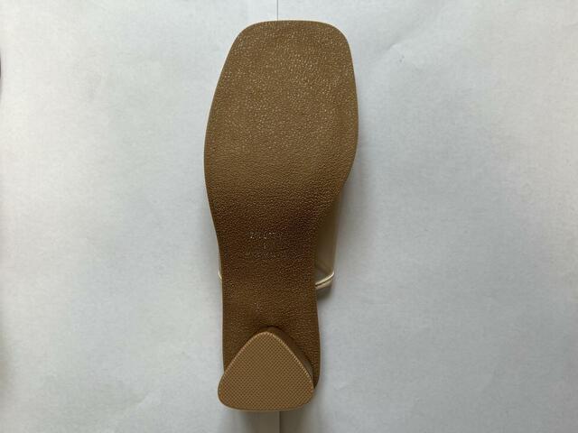 【ファッションセンターしまむら TT＊TYシアーミュール】うっすらサイズが書かれているので間違えないように