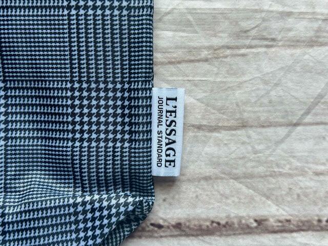 ブランドロゴタグはリバーシブルなのもうれしいポイント!