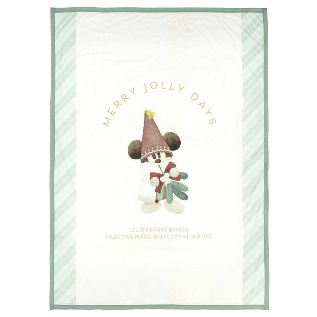 毛布 7,700円｜東京ディズニーリゾート「ディズニー・クリスマス」スペシャルグッズ｜販売店舗：東京ディズニーランド「ディズニー＆カンパニー」、東京ディズニーシー「エンポーリオ」｜発売日：2025年11月10日（月）