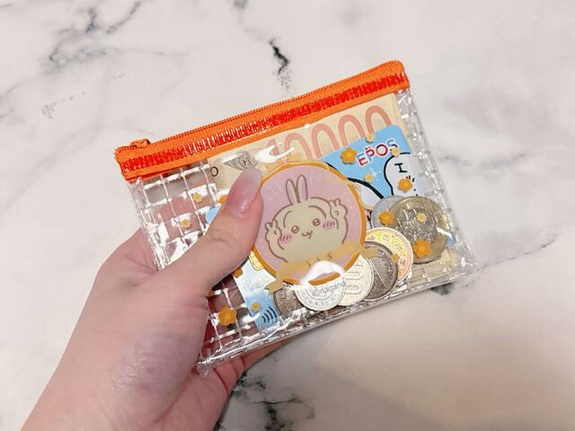【ちいかわ ミニメッシュポーチ2】紙幣とカード、コインを入れるのにちょうどいいサイズ感