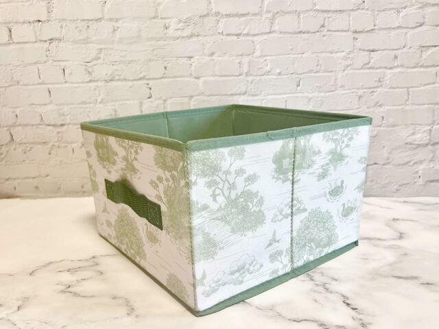 【Seria（セリア）】カラーボックスの1段に1個入るサイズ感