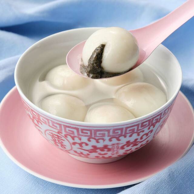 「グイグアン 冷凍湯圓（タンユエン）黒胡麻（冷凍）」＜税込￥483＞【カルディコーヒーファームが「2024年台湾特集」を開催】