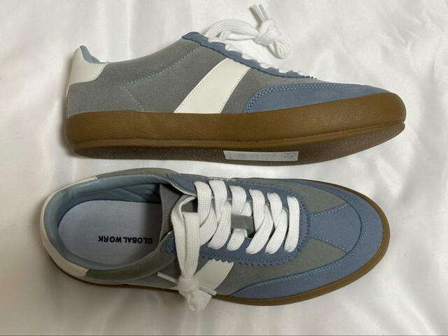 【GLOBAL WORK エアかるクラシックスニーカー】ライトブルーは古着っぽさのあるクラシカルなデザインです◎