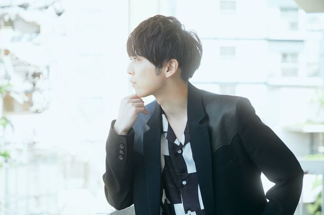 梶裕貴　撮影：稲澤朝博