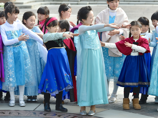 アナとエルサのウィンターグリーティング