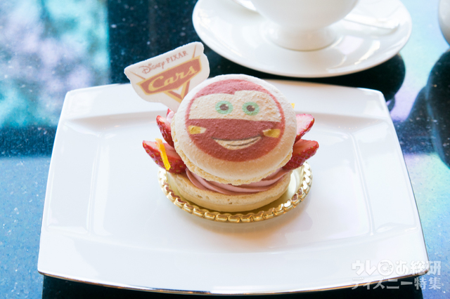 “ピクサー・プレイタイム”ケーキセット 1,600円｜ピクサー・プレイタイム｜ディズニーアンバサダーホテル「ハイピリオン・ラウンジ」