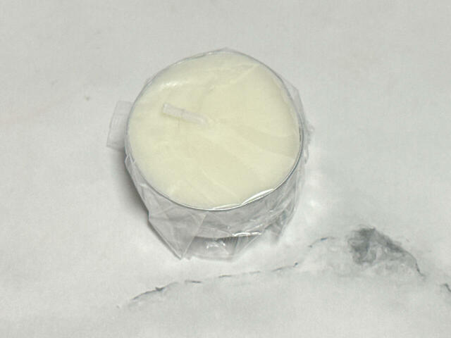 ろうそく。ワックスを溶かす際に使用します