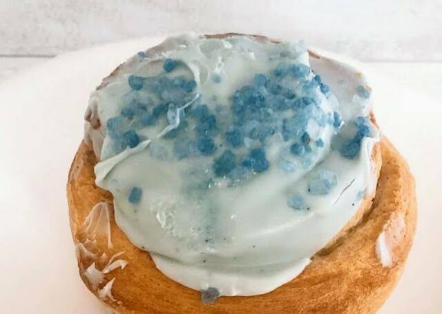 サイズ：直径約7cm、高さ約7cm（一番高い部分）【スターバックス】塩バニラロール ※店舗限定品（1個）店内飲食価格：310円（税込）