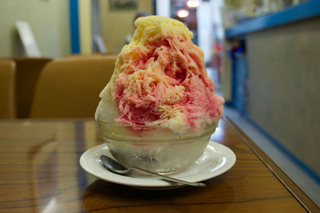 カニドン／いちごミル金 800円