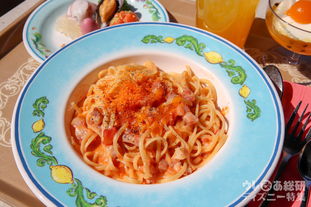 リングイネ、トマトのカルボナーラ