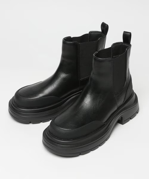 「オリジナル切り替えサイドゴアブーツ」ブラック 8,500円（税込）