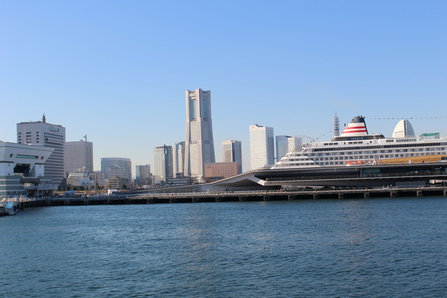 船から眺める横浜の景色は絶景です