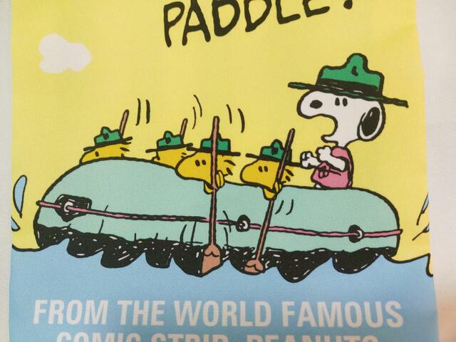 スヌーピーがどうやらリーダー?【デコホーム商品】巾着 M(ボード スヌーピー BS02)価格:899円