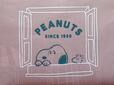 ポケットにもスヌーピーのイラストプリント入り！