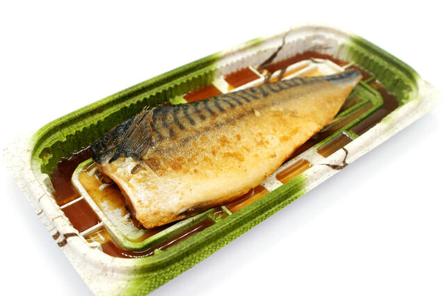 【角上魚類の「ご飯に合う魚＆惣菜」ランキング 6位】「さば煮付け」1枚（半身）　380円（税込）