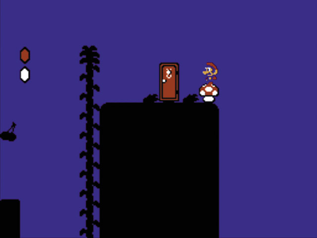 スーパーマリオUSA／ダメージを受け、ライフが残りひとつになるとチビキャラに。「ライフUPキノコ」を入手すると最大ライフ数がひとつ増加し、ライフが全回復する。