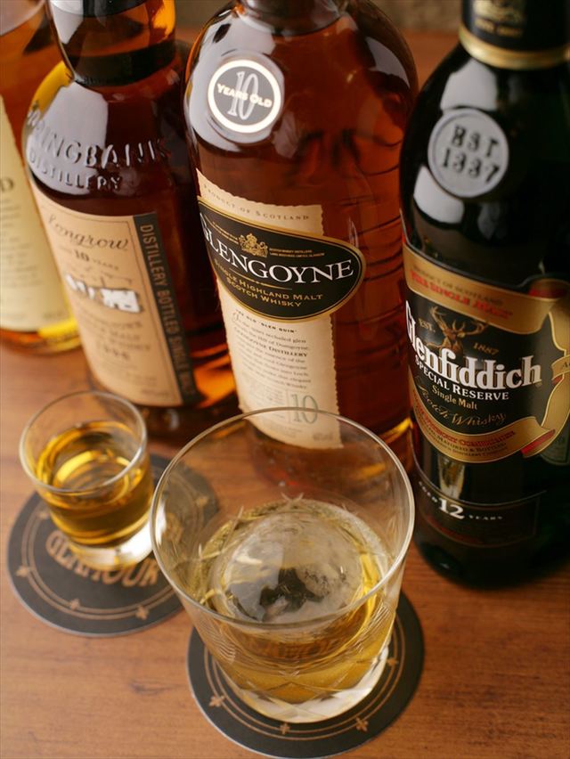 人気銘柄のウィスキーを揃えた「プレミアムウイスキー」