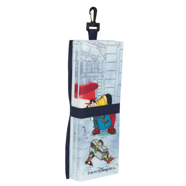 ポータブルクッション 1,600円｜ハンガーステージ新規ショー「ドリームス・テイク・フライト」グッズ｜販売店舗：東京ディズニーシー「エンポーリオ」｜発売日：2025年7月15日（火）