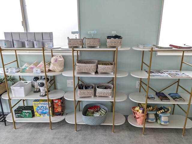 【シュガービーチ大洗】フロントのオリジナルグッズ販売、ゲームなどのレンタル