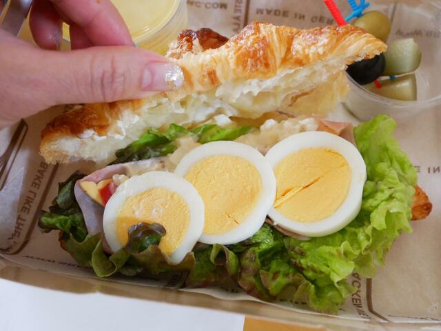 クロワッサンサンドの具材