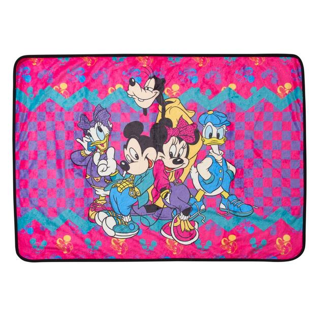 リュック型ケース付きブランケット|4,950円|PLAZA「Hang Out with Disney Pals」ディズニーオリジナルグッズ