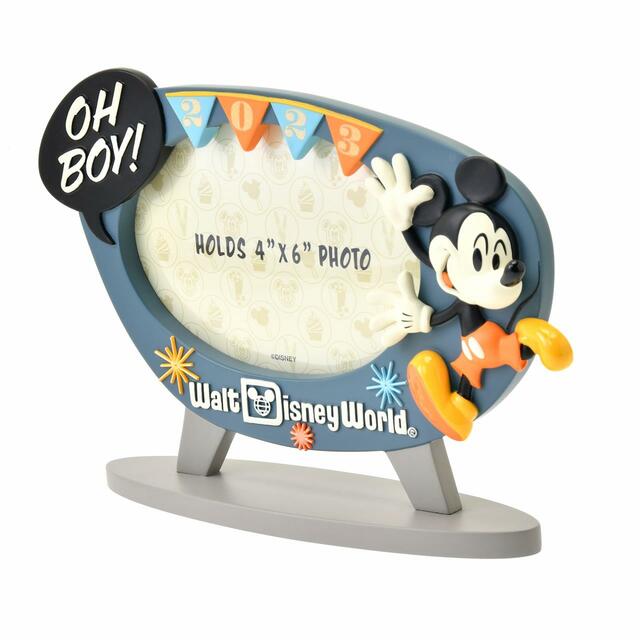 ミッキー フォトフレーム DATED 2023 3,850円