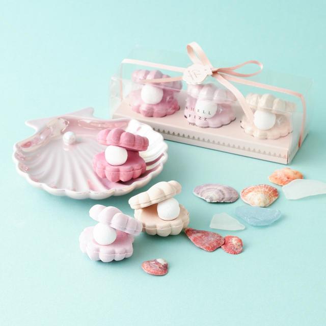 新作の入浴剤♪ カドミニョン シェルフィズ：1個入り350円／3個入り900円
