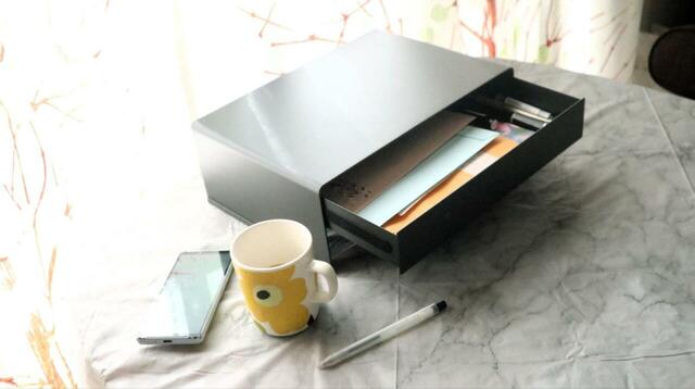 【無印良品 スチールモニタースタンド 引出付】郵便物や書類の一時置きにも便利！