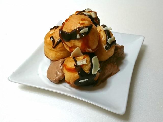 カークランドシグネチャー　プロフィットロールデザート　約1kg　998円