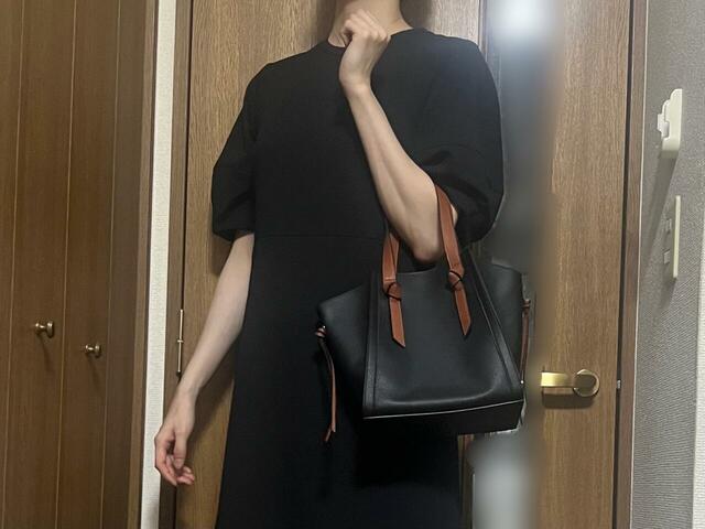 【GLOBAL WORK スペ軽変形3WAY BAG】側面を広げた状態でハンドバッグとして使ってみました