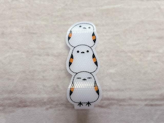 3連に連なっているシマエナガがキュート！