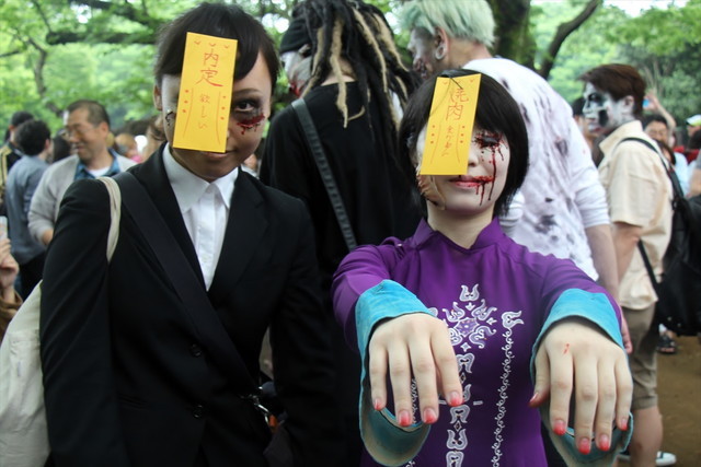 ゾンビウォーキング／お札系