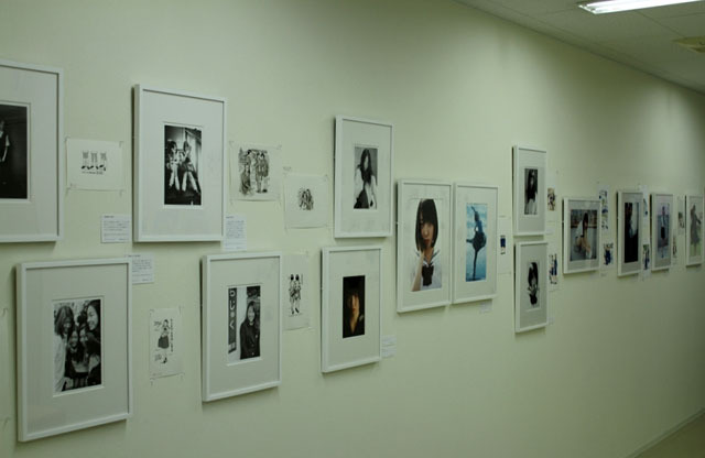 セーラー服にブレザー…マニアがつくる「制服図鑑」