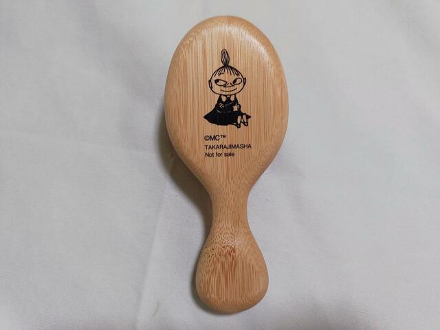 裏面にはリトルミイのイラストあり