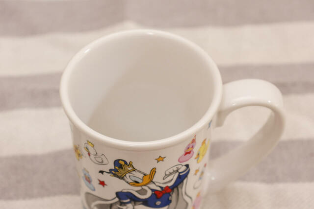 ブルーゼリー＆マンゴームース、スーベニアカップ付き 1200円｜飲み口