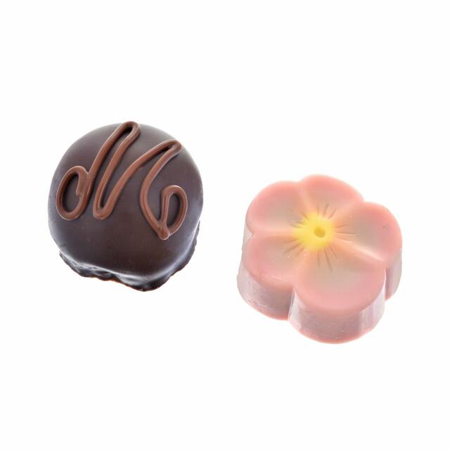 【GODIVA】ミニー チョコレート アソートメント ぬいぐるみセット DISNEY VALENTINE 2023 5,500円