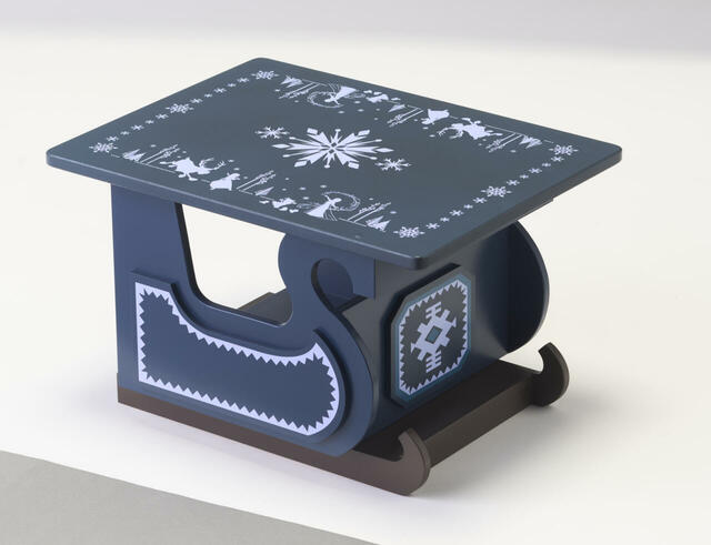 キャラクターイメージのミニテーブル（選べるキャラクター）｜16,900円 (税込)