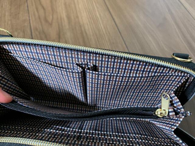 【Aquascutum お財布ショルダーBAG】内ポケットが大充実