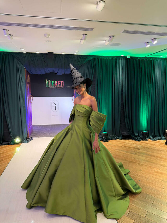 【クラウディア】『ウィキッド』新作ウェディングドレス