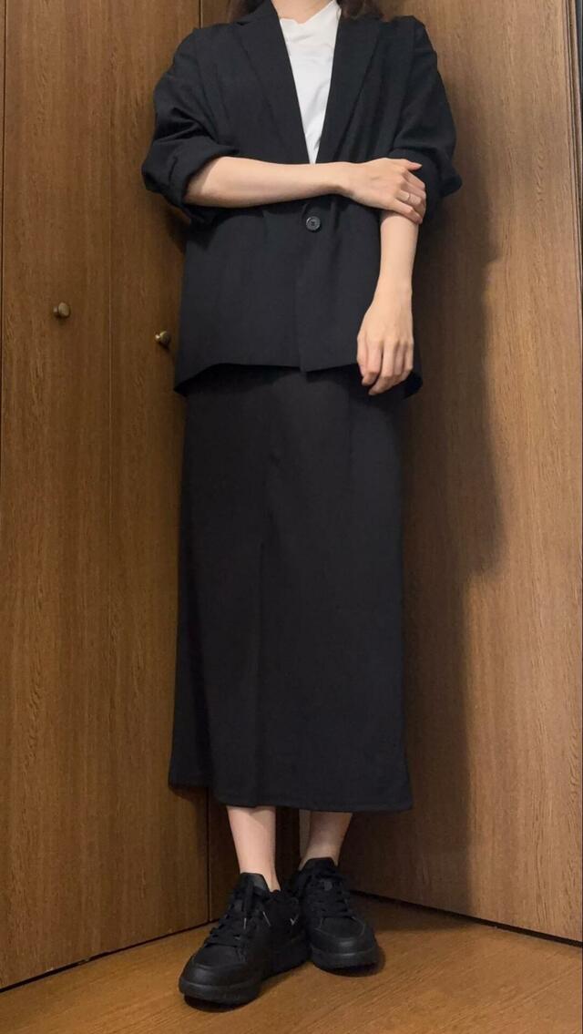 【ワークマン　ハイバウンスウォーク】シンプルなのでジャケットスタイルにも合わせられます♪