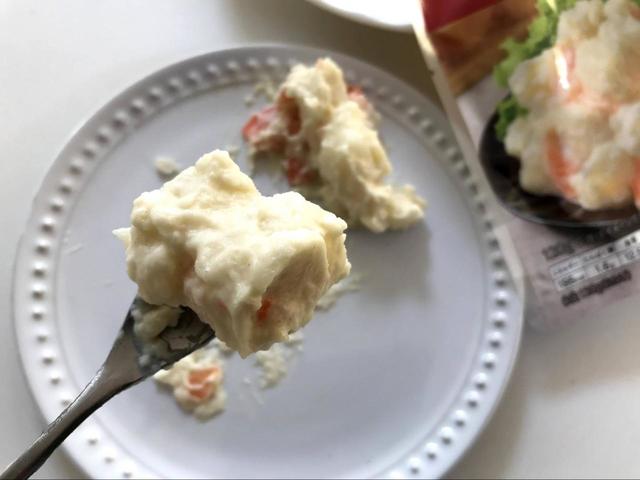 コンビニのポテトサラダ食べ比べ