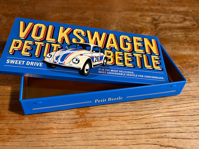 【モロゾフ×ビートル　プチビートル（コバルトブルー）】食べ終わった後の缶をなにに使うか考えるのも楽しい