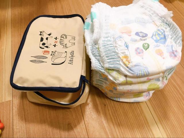 おむつポーチ