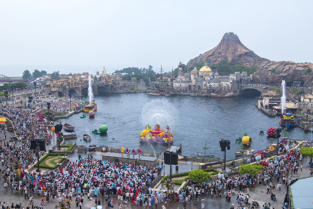 『東京ディズニーシー 20周年 アニバーサリー・セレクション』ミニーのトロピカルスプラッシュ