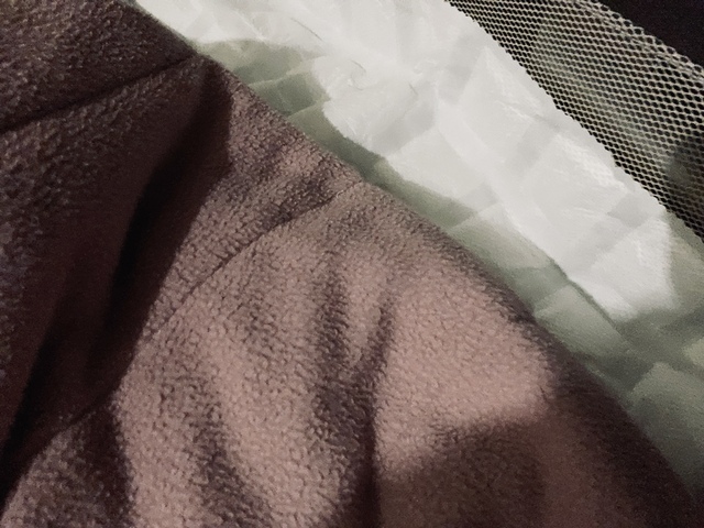 【カインズ 敷布団用除湿シート】布団の下に敷くだけ