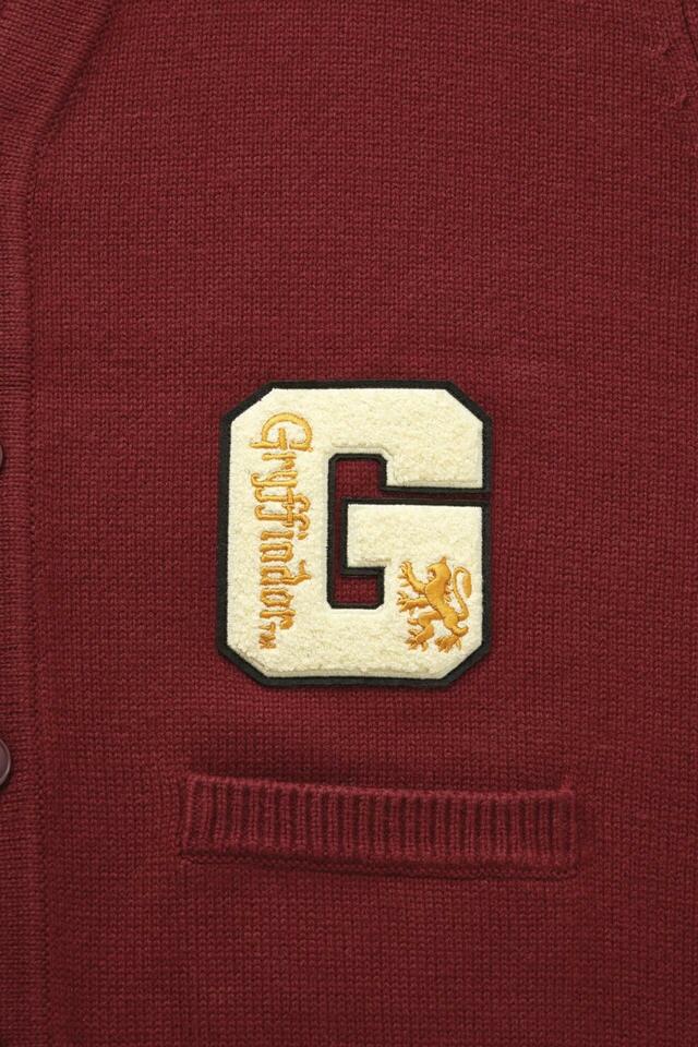 ヘビーウェイトスウェットプルオーバー ¥2,990｜GU「ハリー・ポッター」スペシャルコレクション