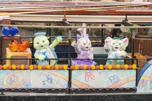 ダッフィー&フレンズのカラフルハピネスジャーニー