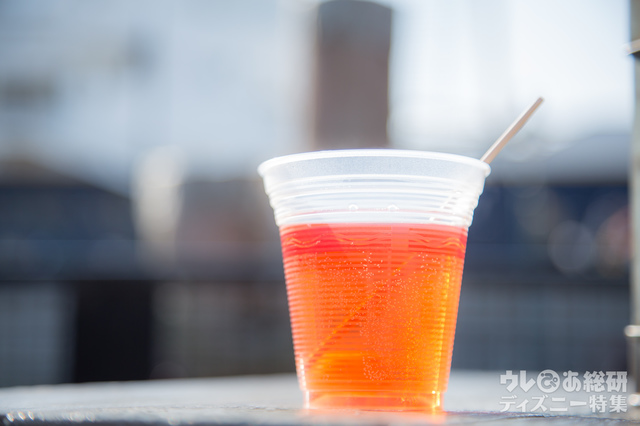 ホットワイン（ロゼ）¥680「バーナクル・ビルズ」｜東京ディズニーシー「クリスマス・ウィッシュ」（2016年）