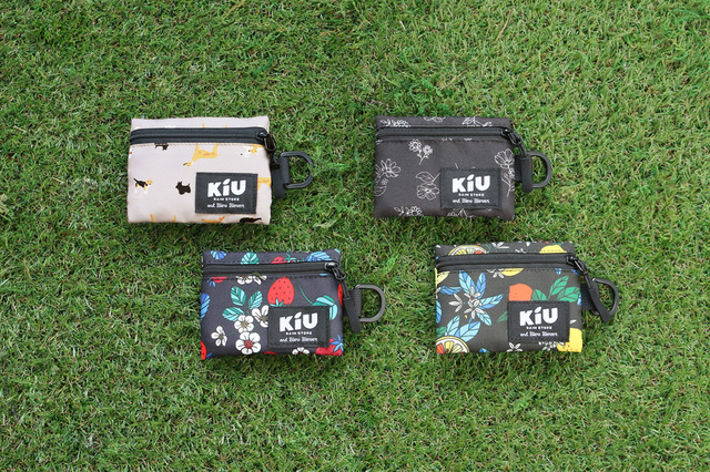ウォーターリペレントマルチケース - 税抜1,000円(税込1,100円)【KiU×Bleu Bleuetコラボ】