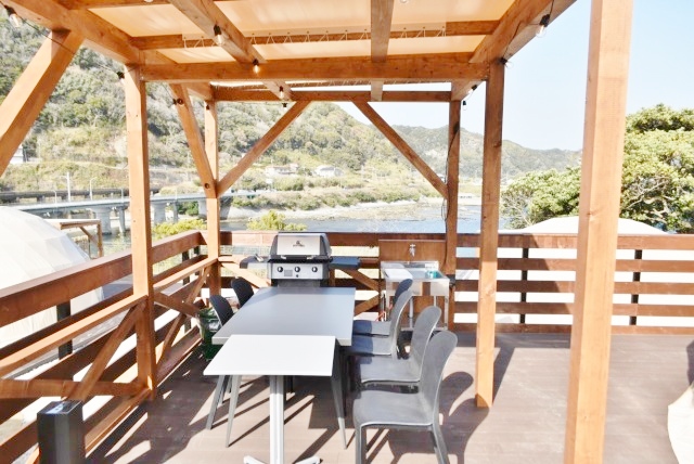 海を見ながらBBQ！